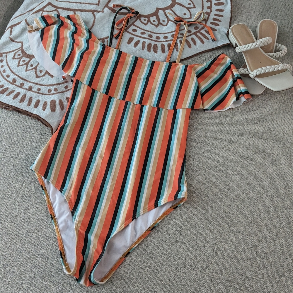 ZAFUL Striped One Piece Swim Suit - Off Shoulder (S)